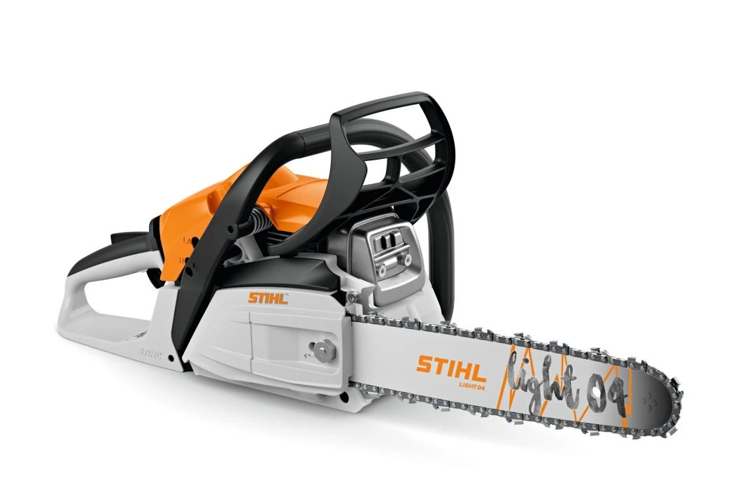 STIHL MOTORZAAG MS 182 2,2 PK 35 CM BLAD 3 STIHL MOTORZAAG MS 182 2,2 PK 35 CM BLAD